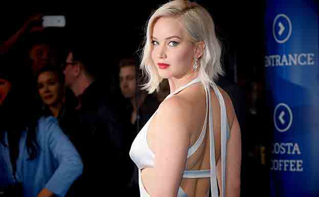 বিত্তবান প্রেমিককেই বিয়ে করলেন জেনিফার লরেন্স