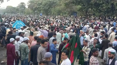 ওসমান হাদির জানাজায় লাখো মানুষের ঢল