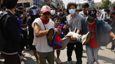 সোশ্যাল মিডিয়া নিষেধাজ্ঞার প্রতিবাদে নেপালে রক্তক্ষয়ী সংঘর্ষ, নিহত ১৯