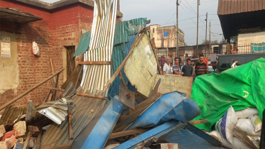 চৌমুহনীতে অবৈধ স্থাপনা উচ্ছেদ, সোনাপুরে রেলওয়ের জায়গায় উঠছে ভবন চৌমুহনীতে অবৈধ স্থাপনা উচ্ছেদ, সোনাপুরে রেলওয়ের জায়গায় উঠছে ভবন