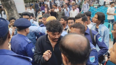 নারায়ণগঞ্জে বাউলদের কর্মসূচির ব্যানার ছেঁড়ার অভিযোগে আটক ১ নারায়ণগঞ্জে বাউলদের কর্মসূচির ব্যানার ছেঁড়ার অভিযোগে আটক ১