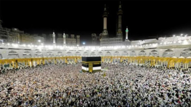 দুরারোগ্য ব্যাধিতে আক্রান্তদের হজের অনুমতি দেবে না সৌদি