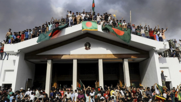 হাসিনার ক্ষমতাচ্যুতির পর রাজনৈতিক ভিত্তি অর্জনে লড়ছে জেন-জি