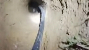 এবার চট্টগ্রামে গভীর নলকূপের গর্তে পড়ে গেলো শিশু এবার চট্টগ্রামে গভীর নলকূপের গর্তে পড়ে গেলো শিশু