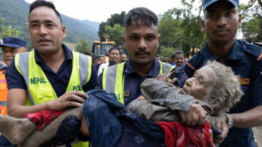 নেপালে বন্যায় মৃতের সংখ্যা ছাড়ালো তিন শতাধিক, নিখোঁজ ১৫০০