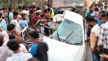 কুমিল্লায় সড়ক দুর্ঘটনায় একই পরিবারের চারজনসহ নিহত ৫