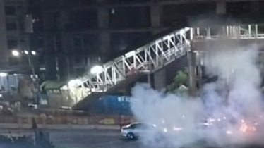 কারওয়ান বাজারে ককটেল বিস্ফোরণ কারওয়ান বাজারে ককটেল বিস্ফোরণ