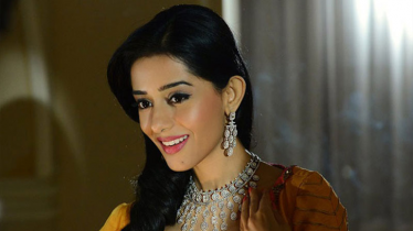 নারীকে শুধু শরীর নয়, শ্রদ্ধার চোখে দেখুন: অমৃতা 