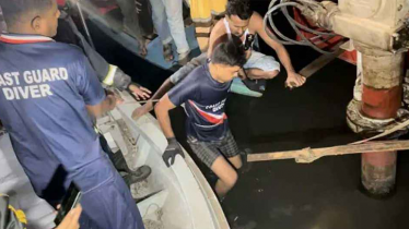 ফতুল্লায় ফেরি থেকে নদীতে ট্রাকসহ পাঁচ যান, ৩ জনের মরদেহ উদ্ধার