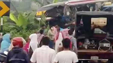 ময়মনসিংহে দুই বাসের মুখোমুখি সংঘর্ষ, নিহত ২