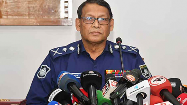 জাতীয় নির্বাচন ঘিরে অস্থিতিশীলতার চেষ্টা চলছে: আইজিপি জাতীয় নির্বাচন ঘিরে অস্থিতিশীলতার চেষ্টা চলছে: আইজিপি