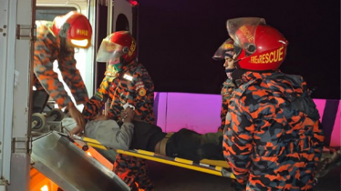 ঢাকা-মাওয়া এক্সপ্রেসওয়েতে ট্রাক দুর্ঘটনায় আহত ৯