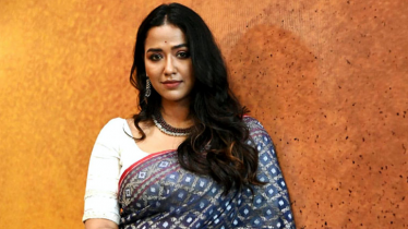 মা হওয়ার গুঞ্জনে মুখ খুললেন সোহিনী মা হওয়ার গুঞ্জনে মুখ খুললেন সোহিনী
