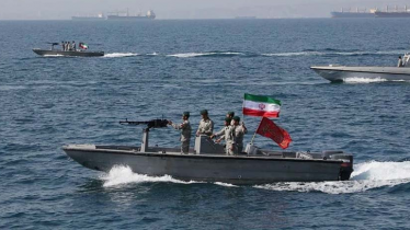 শত্রু জাহাজ ছাড়া সবার জন্য হরমুজ খোলা: ইরান