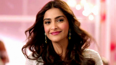 দ্বিতীয়বার মা হলেন সোনম কাপুর দ্বিতীয়বার মা হলেন সোনম কাপুর