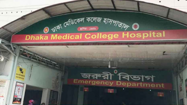 রাজধানীতে সন্ত্রাসীদের এলোপাতাড়ি গুলি, নারীসহ গুলিবিদ্ধ ৩