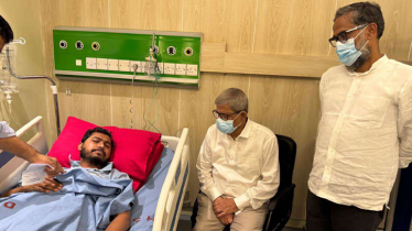 নুরুল হক নুরকে দেখতে হাসপাতালে মির্জা ফখরুল