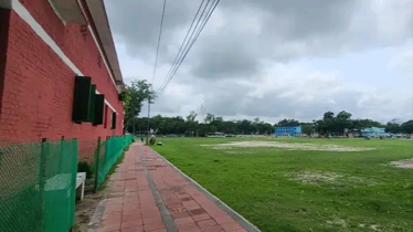 নীলফামারীর ‘বড় মাঠ’ এখন শুধুই খেলার মাঠ নয়, হয়ে উঠেছে মিলনকেন্দ্র