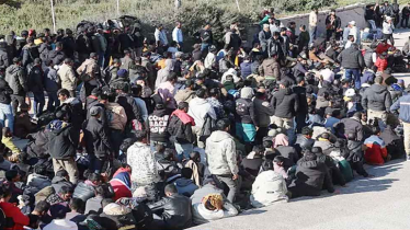 গ্রিস উপকূলে নৌকা থেকে ৪৩৭ বাংলাদেশি অভিবাসী উদ্ধার 