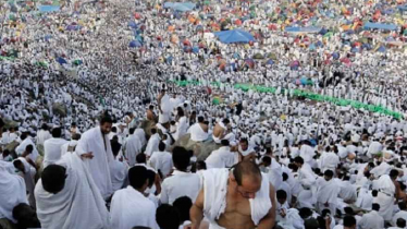 হজ পালনকালে আরাফায় সন্তান জন্ম দিলেন এক নারী