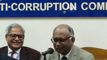 হাসিনা ২০০৮ সালের নির্বাচনে হলফনামায় মিথ্যা তথ্য দেন: দুদক চেয়ারম্যান হাসিনা ২০০৮ সালের নির্বাচনে হলফনামায় মিথ্যা তথ্য দেন: দুদক চেয়ারম্যান