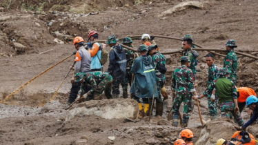 ইন্দোনেশিয়ায় ভূমিধসে ২৩ নৌসেনার মৃত্যু ইন্দোনেশিয়ায় ভূমিধসে ২৩ নৌসেনার মৃত্যু