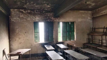 ভোটের আগে নেত্রকোনায় ৪ ভোটকেন্দ্রসহ ৫ বিদ্যালয়ে আগুন ভোটের আগে নেত্রকোনায় ৪ ভোটকেন্দ্রসহ ৫ বিদ্যালয়ে আগুন