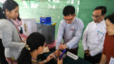 গৃহযুদ্ধের মধ্যেই মিয়ানমারে চলছে জাতীয় নির্বাচন