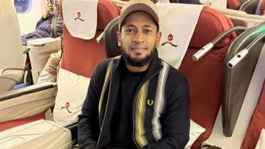 যুদ্ধাবস্থায় উৎকণ্ঠা কাটিয়ে দেশে ফিরলেন মুশফিক