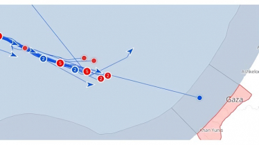 গাজার জলসীমায় দেখা মিললো সুমুদ ফ্লোটিলার জাহাজ গাজার জলসীমায় দেখা মিললো সুমুদ ফ্লোটিলার জাহাজ