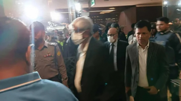 অবরোধের ছয় ঘণ্টা পর মুক্ত অর্থ উপদেষ্টা অবরোধের ছয় ঘণ্টা পর মুক্ত অর্থ উপদেষ্টা