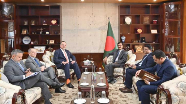 মার্কিন রাষ্ট্রদূতের সঙ্গে পররাষ্ট্র উপদেষ্টা-সচিবের বৈঠক মার্কিন রাষ্ট্রদূতের সঙ্গে পররাষ্ট্র উপদেষ্টা-সচিবের বৈঠক