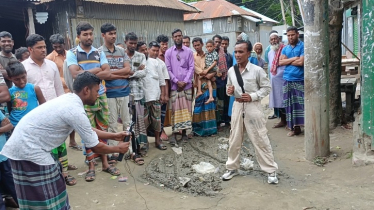 গ্রামের ভাষার লাইভে ভাইরাল তাজু তবুও থামেনি দারিদ্র্যের লড়াই
