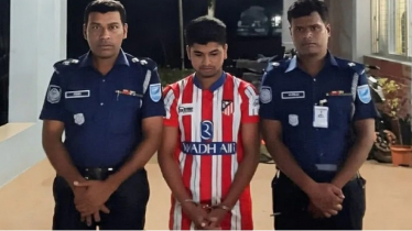 ফরিদপুরে কিশোর গ্যাংয়ের অস্ত্রের মহড়ার ঘটনায় যুবক গ্রেফতার