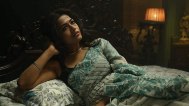 জুজুর ভয়ে যেখানে সবাই চুপ, সেখানে স্পষ্ট বাঁধন