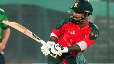 রুদ্ধশ্বাস জয়ে সিরিজের লড়াইয়ে ফিরল বাংলাদেশ