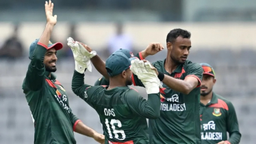 নিয়ন্ত্রিত বোলিংয়ে কিউইদের ২৪৭ রানে থামাল বাংলাদেশ