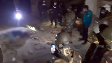 রাজধানীতে পরিত্যক্ত সিটি করপোরেশন মার্কেট থেকে লাশ উদ্ধার