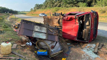 মালয়েশিয়ায় লরি দুর্ঘটনায় ২ বাংলাদেশি নিহত মালয়েশিয়ায় লরি দুর্ঘটনায় ২ বাংলাদেশি নিহত