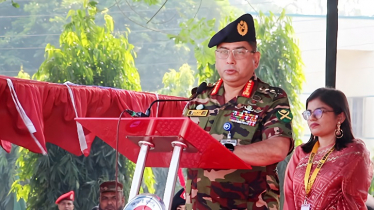 নারীদের বাদ দিয়ে উন্নয়ন সম্ভব নয়: সেনাপ্রধান