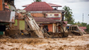 ইন্দোনেশিয়ায় বন্যা-ভূমিধস: মৃত ৯১৬, নিখোঁজ ২৭৪