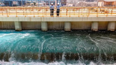 ইরান যুদ্ধে হুমকির মুখে মধ্যপ্রাচ্যের ‘লাইফলাইন’ ডিস্যালিনেশন প্ল্যান্ট ইরান যুদ্ধে হুমকির মুখে মধ্যপ্রাচ্যের ‘লাইফলাইন’ ডিস্যালিনেশন প্ল্যান্ট