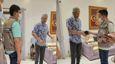 মধ্যরাতে ডিবি হেফাজতে ডিজিএফআইয়ের সাবেক ডিজি মামুন খালেদ