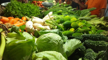 শীতের সবজিতে স্বস্তির নিশ্বাস শীতের সবজিতে স্বস্তির নিশ্বাস