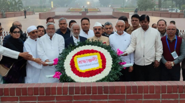 জাতীয় স্মৃতিসৌধে তারেক রহমানের পক্ষে শহীদদের প্রতি শ্রদ্ধা