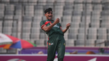 নাহিদের গতির আগুনে পুড়ল পাকিস্তান, মিরপুরে বাংলাদেশের দাপুটে জয়