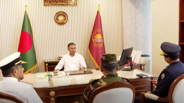 প্রধানমন্ত্রী তারেক রহমানের সঙ্গে তিন বাহিনী প্রধানের সাক্ষাৎ প্রধানমন্ত্রী তারেক রহমানের সঙ্গে তিন বাহিনী প্রধানের সাক্ষাৎ