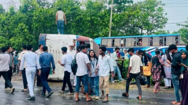 গাজীপুরে উত্তরা ইউনিভার্সিটির বাস উল্টে আহত ২৪