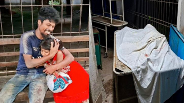 নরসিংদী রেলস্টেশনে ট্রেনের ধাক্কায় মা-ছেলের মৃত্যু