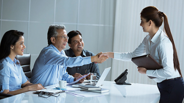 ১ লাখ ৪০ হাজার টাকা বেতনে চাকরি দেবে টিআইবি